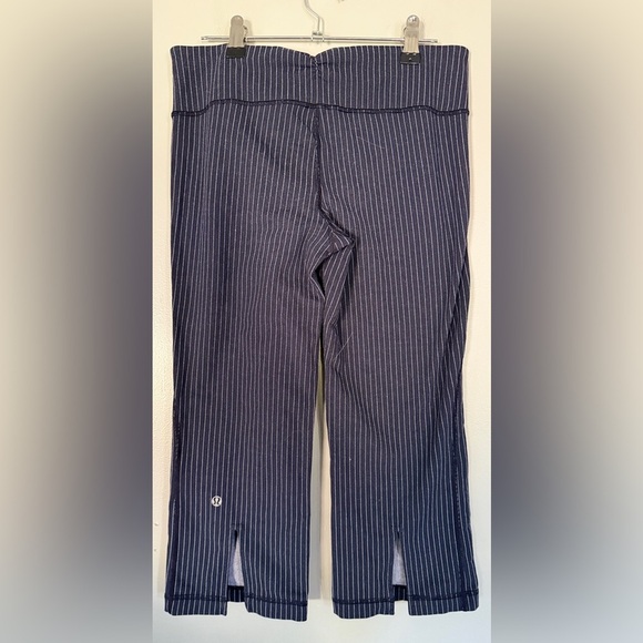 Lululemon Gather & Grow Cropped Pants in Inkwell - Picture 3 of 5